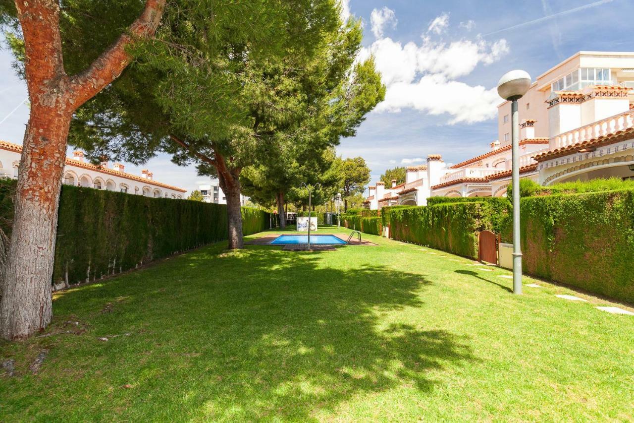 Uhc Bosque II Family Complex Villa Hospitalet De L'Infant Exterior photo