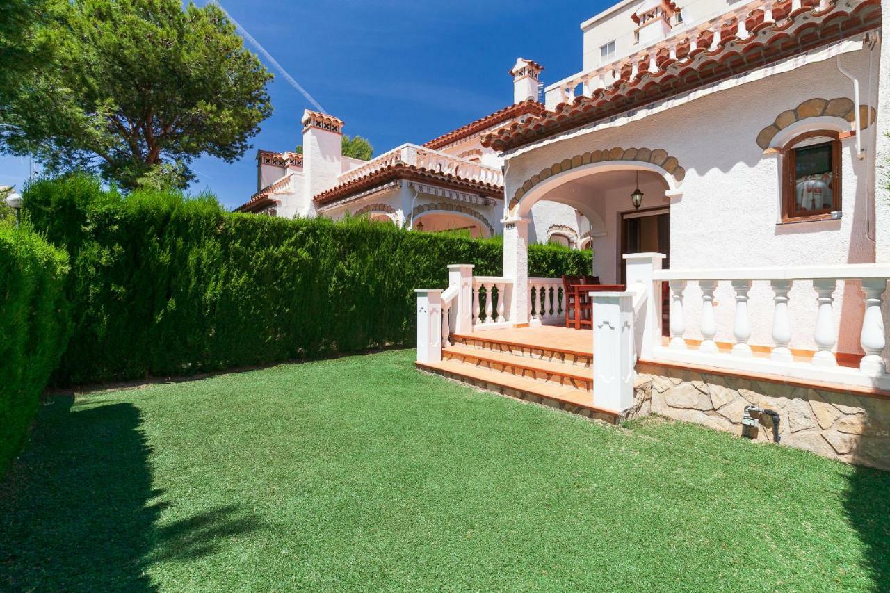 Uhc Bosque II Family Complex Villa Hospitalet De L'Infant Exterior photo