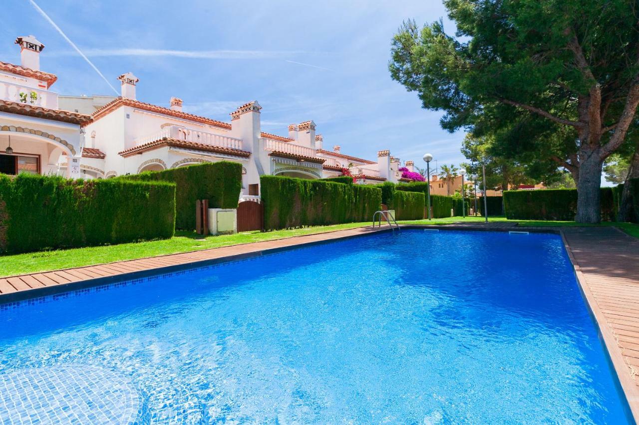 Uhc Bosque II Family Complex Villa Hospitalet De L'Infant Exterior photo